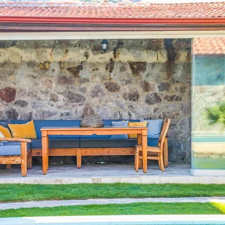 Hotel Tan Konacik
